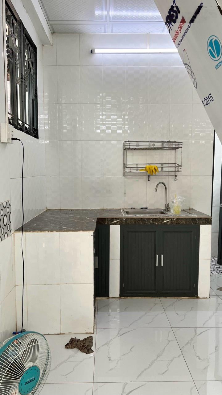 Cho thuê nhà nhỏ một trệt, một lầu trung tâm quận Gò Vấp