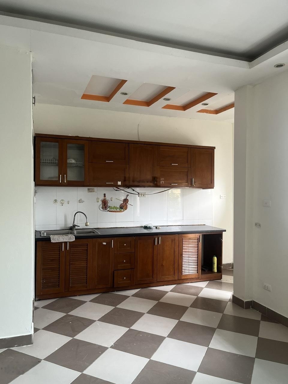 Cho thuê căn hộ 1PN, 1WC, 28m2 ở Ngõ 165, Mai Dịch, Q. Cầu Giấy, giá tốt chỉ với 4 triệu VND