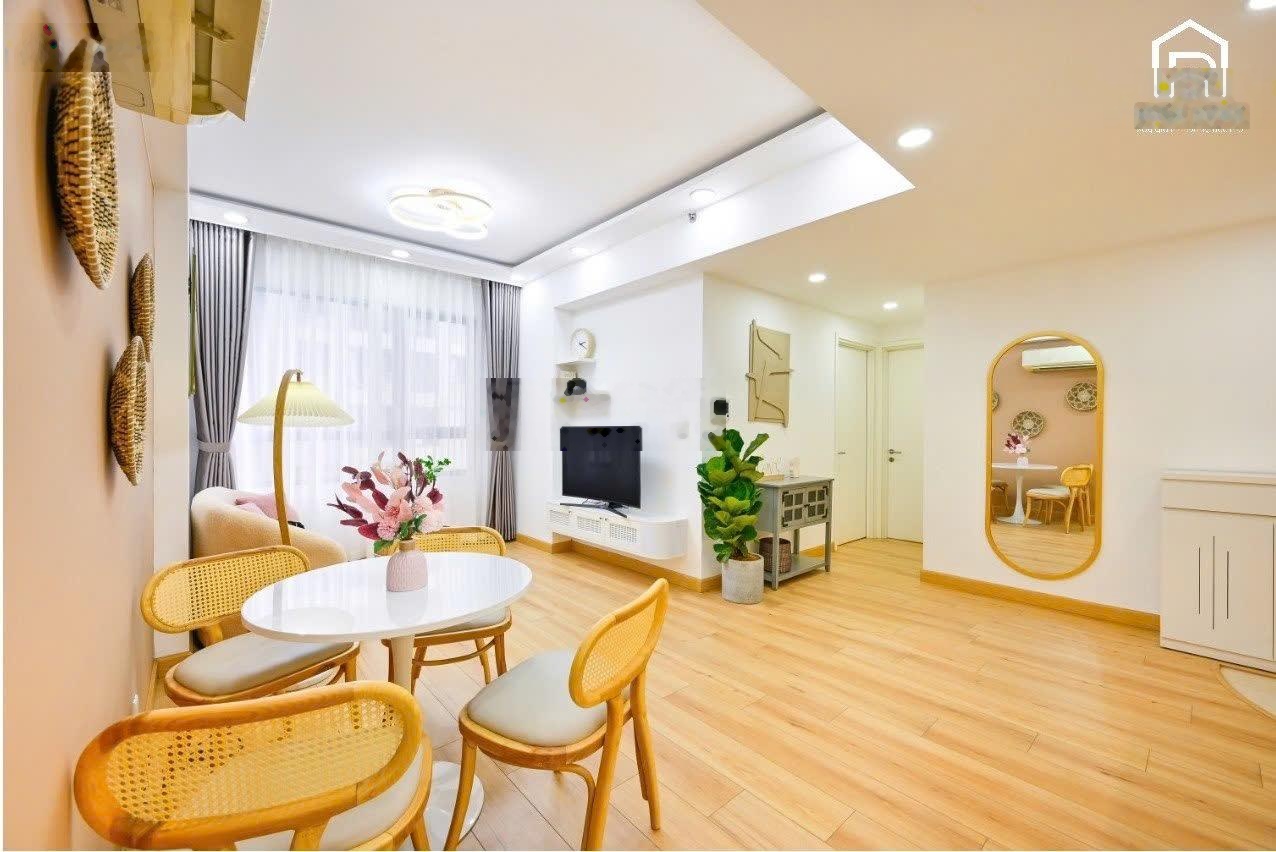 Cho thuê masteri an phú 3pn2wc ,dt: 100m2, ful nội thất,giá 25tr/th, lh: 0906908286