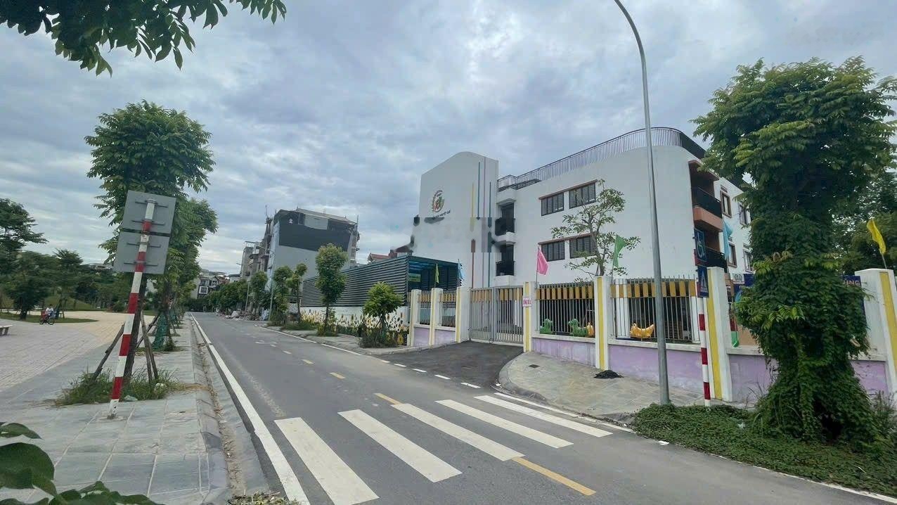 Đất vàng ngọc thụy, long biên - giá đầu tư tốt - khu vực đáng sống nhất lb, diện tích 62m - 13.6 tỷ