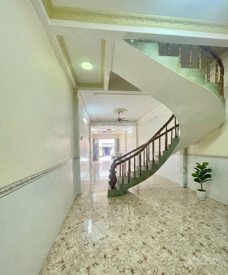 Mặt tiền Ba Đình 124.2m2 (4x31m) 3 tầng + ST chỉ 11.9 tỷ Chánh Hưng Q8