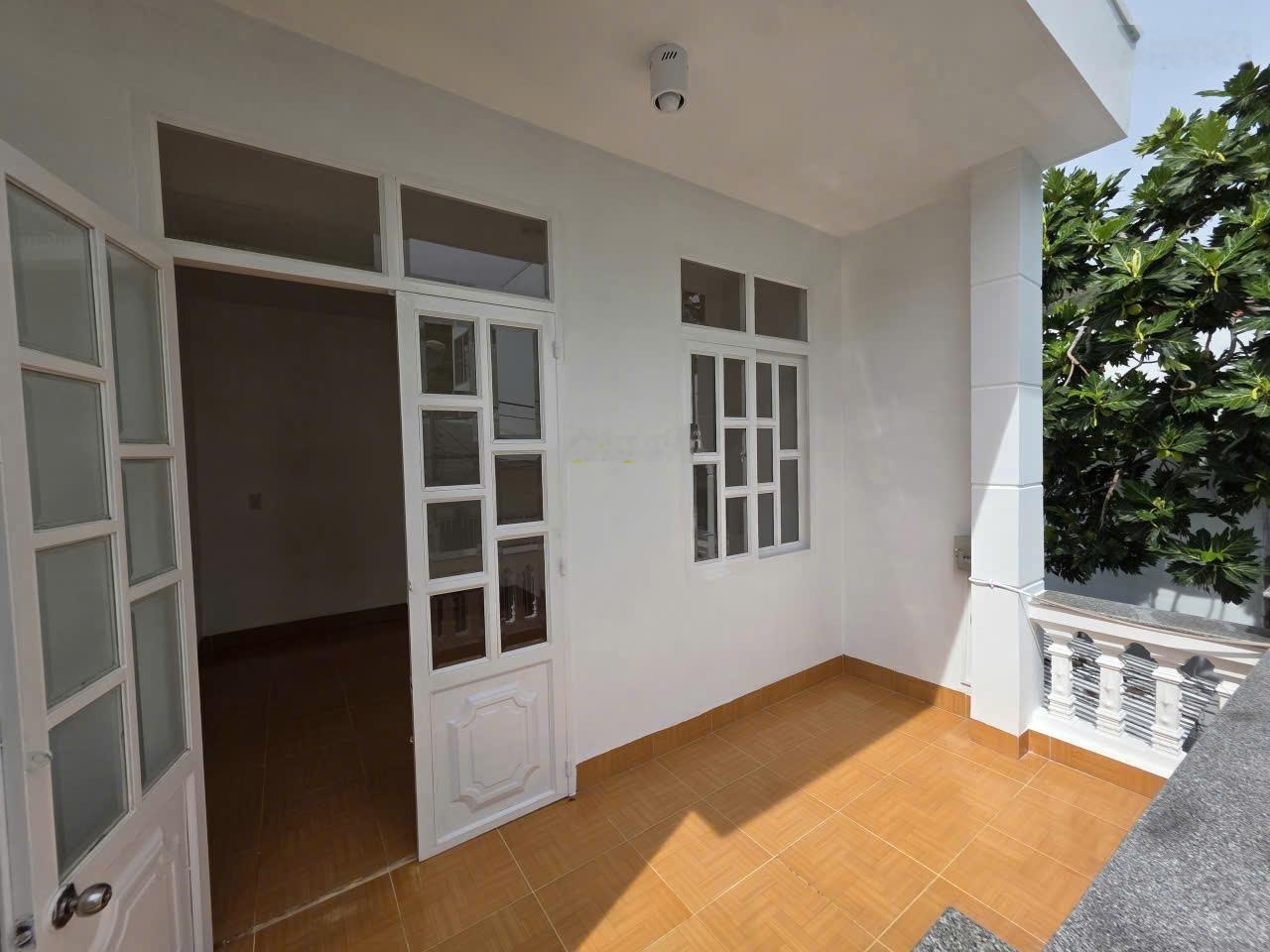 Bán Nhà TĐC Hòn Xện 3PN Đường 7m Khu Dân Cư Ổn Định 4,75 Tỷ DT 70m2