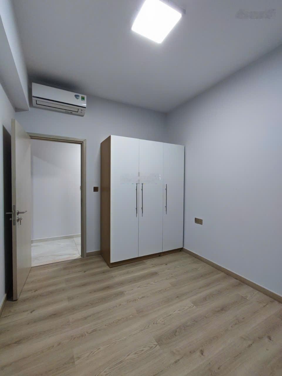 Cho thuê căn hộ Ascentia Phú Mỹ Hưng 2 phòng ngủ 77m2 nội thất cơ bản, view biệt thự