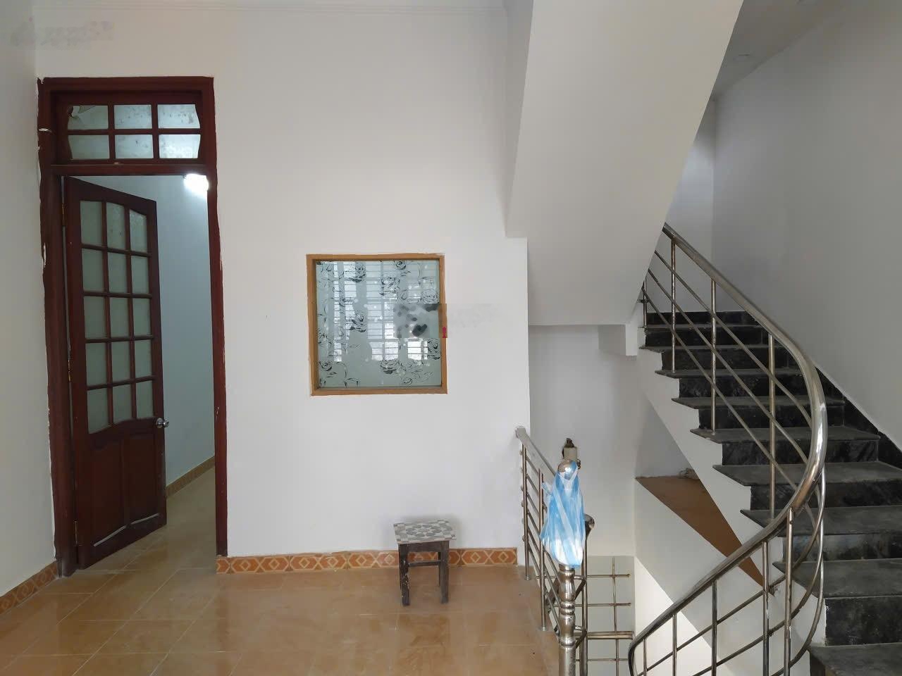 Bán nhà mặt phố kinh doanh sầm uất Lý Tự Trọng đường 7.5m gần toà nhà hành chính