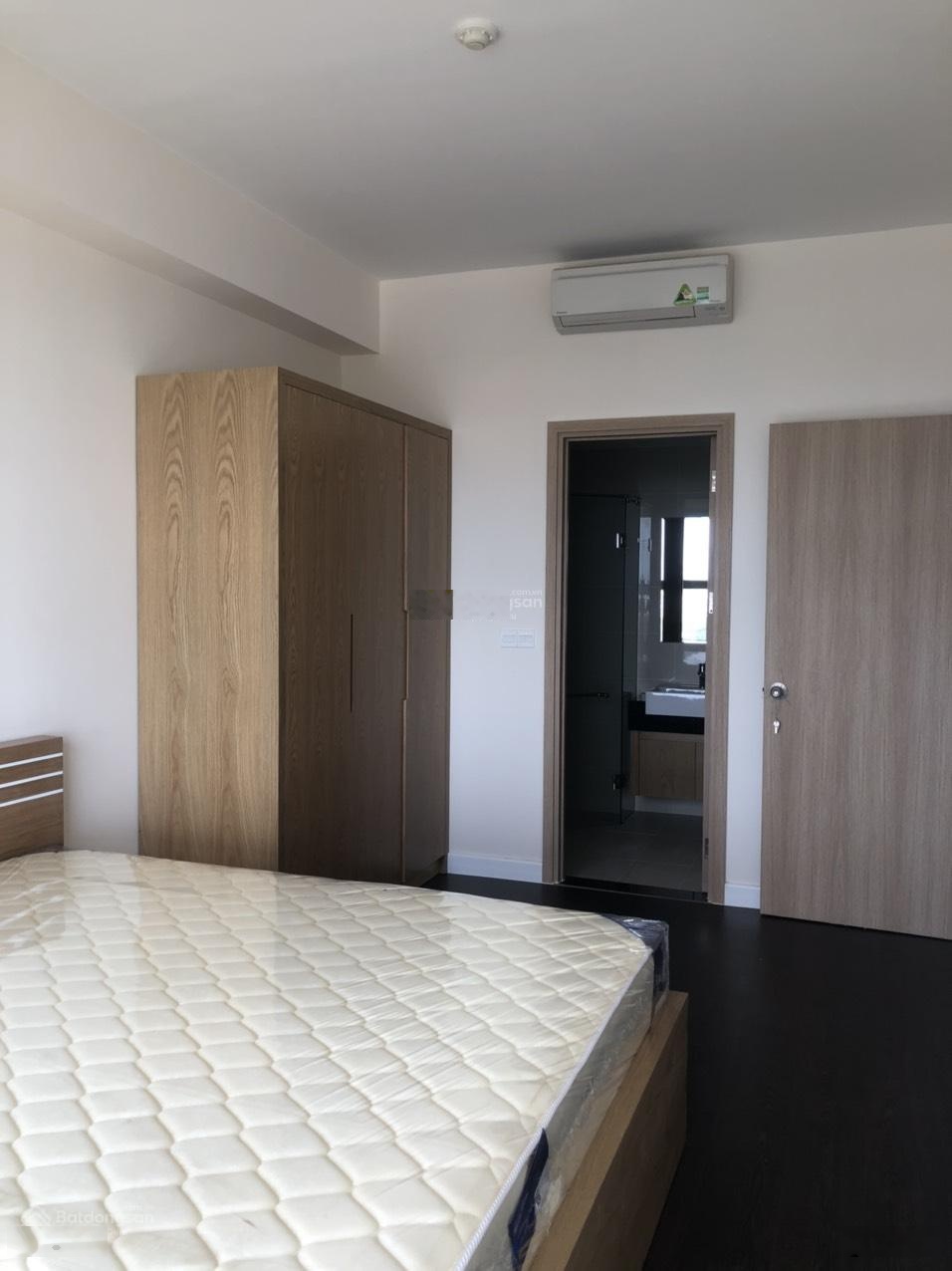 Tôi cần bán căn hộ chung cư 155 Nguyễn Chí Thanh, Q5, 65m2, 2PN, 4.2 tỷ, sổ hồng