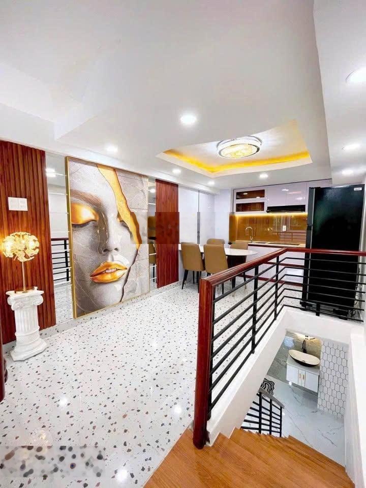 Nhà riêng đẹp 95m2 đường đồng xoài 13 tỷ tl