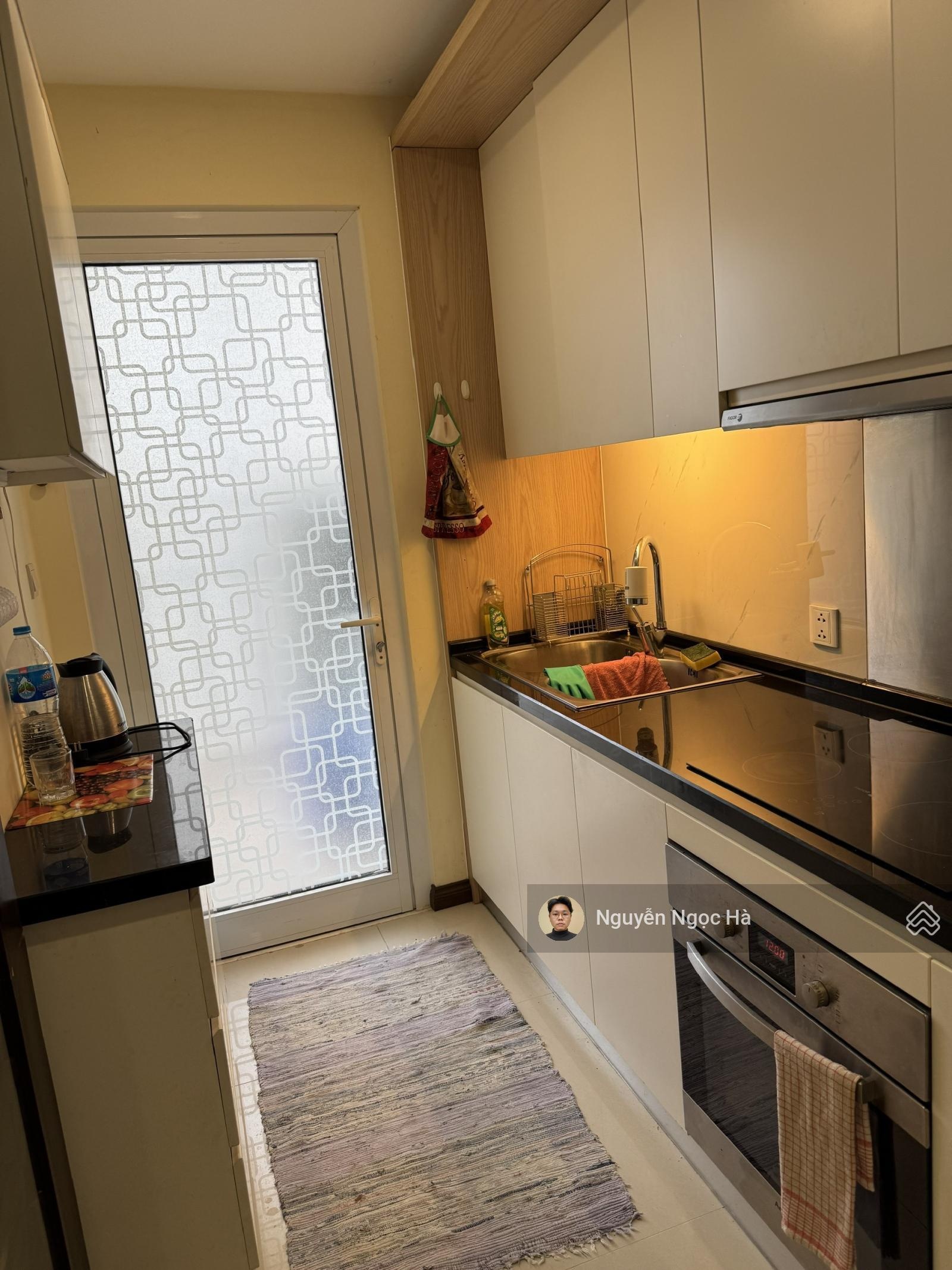 Cho thuê Căn Hộ 70m2, 2PN, 2WC, 12,5 triệu, CC Hòa Bình Green City, Minh Khai, Chính chủ! ĐẸP