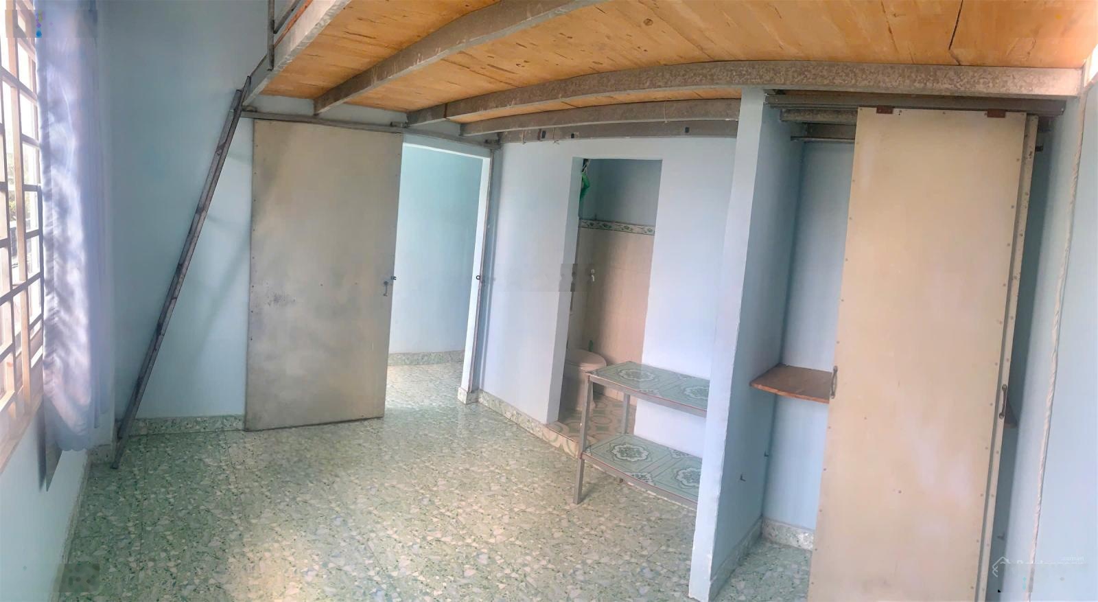 Còn phòng cho sinh viên, người đi làm thuê - phòng mới gần trường học, trung tâm