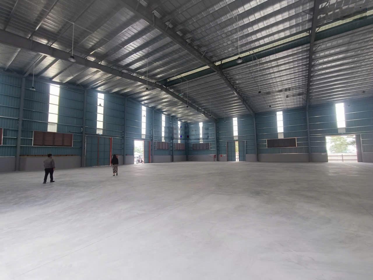 Cho thuê kho xưởng 1.000m2 tai cụm CN Thanh Oai, huyện Thanh Oai, Hà Nội.