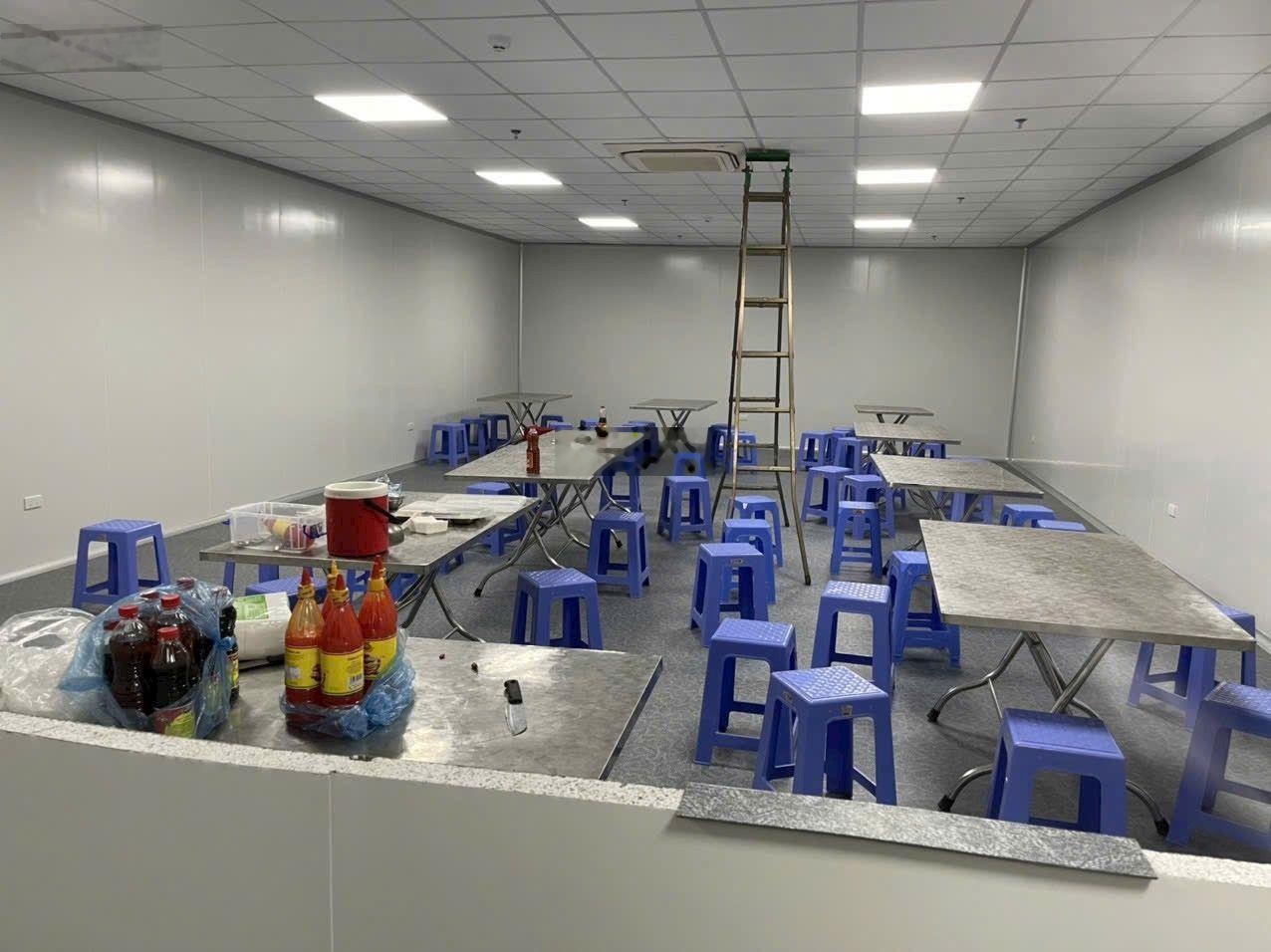 Cho thuê 1300m2 nhà xưởng trong KCN Bá Thiện, pháp lý đầy đủ 0986164777