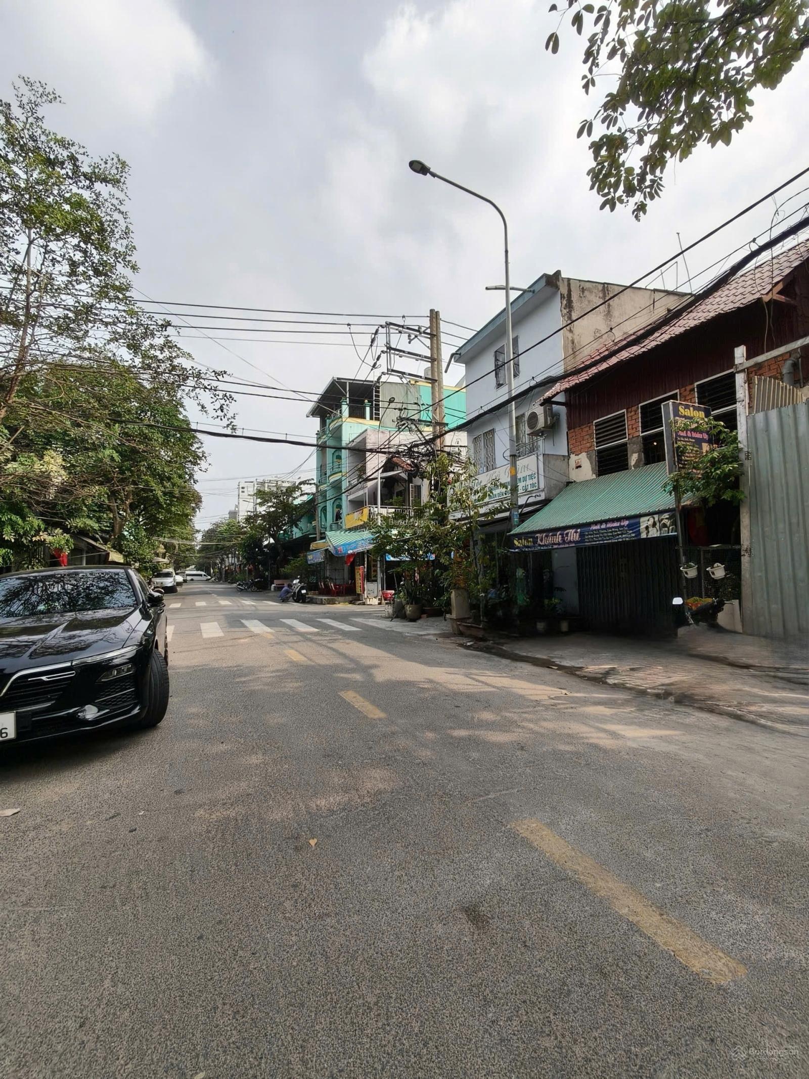 Nhà MTKD Đỗ Bí ngang lớn 4,6m giá dưới 7 tỷ đồng