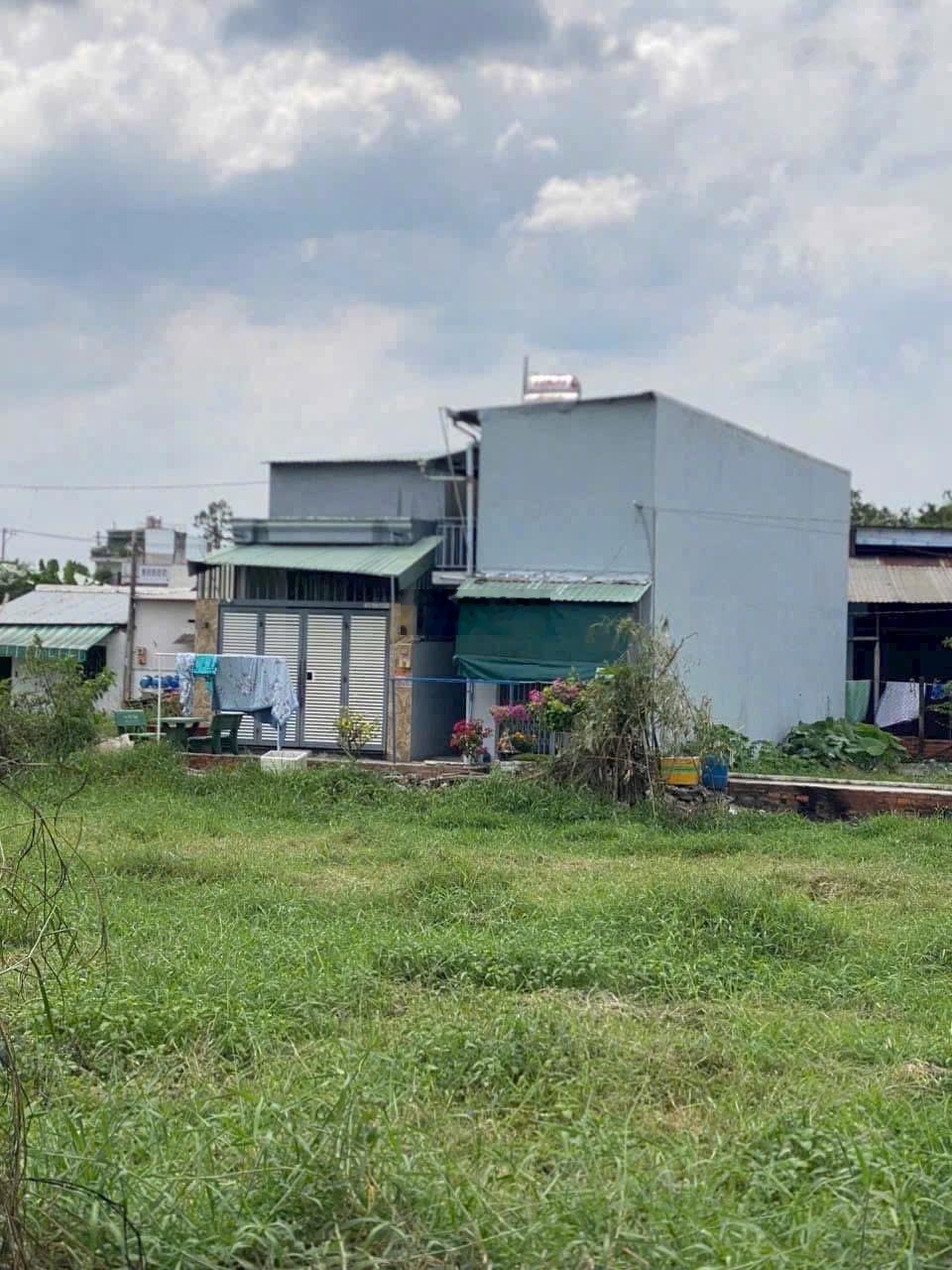 Nhà Đông Thạnh , Hóc Môn , giáp q 12