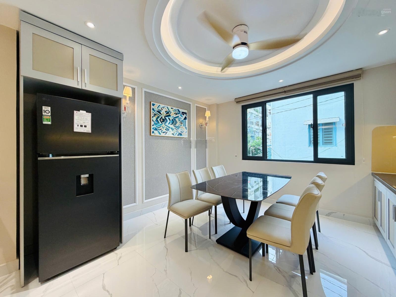 Siêu hiếm mt khu thăng long, p4, tân bình. dt; 4.5x16m. 6 lầu. thang máy. giá; 17 tỷ