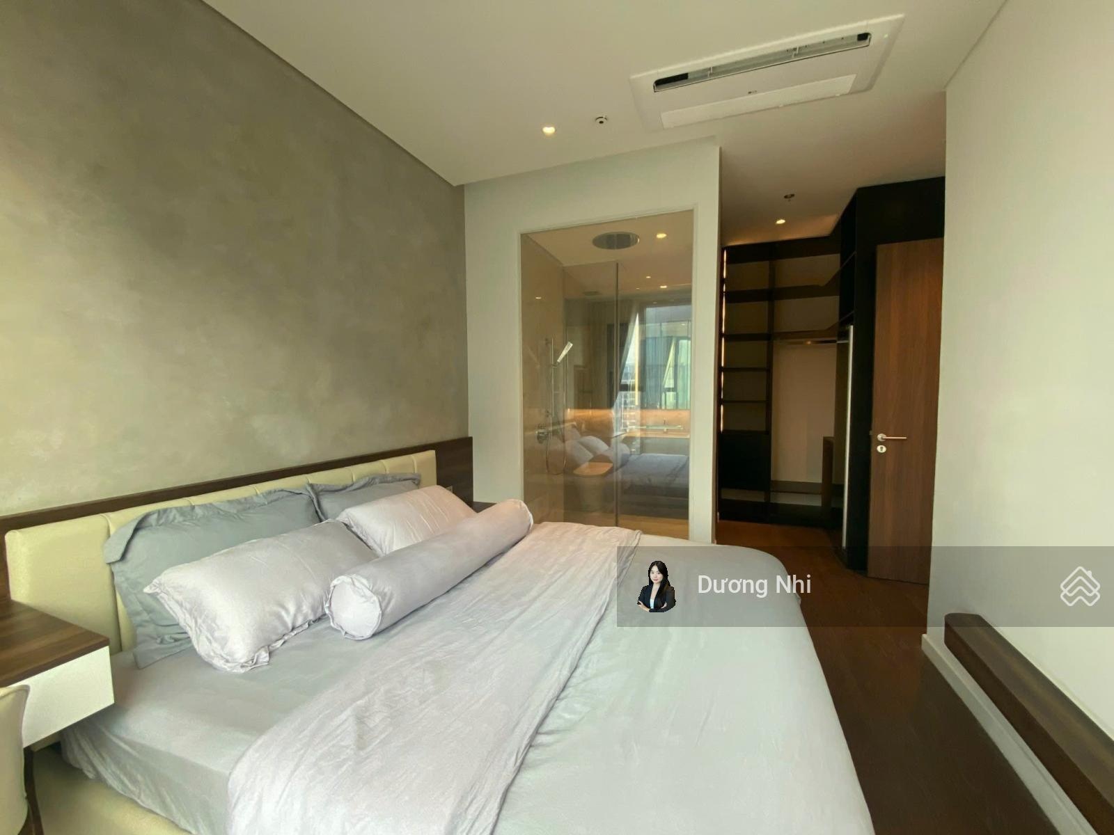 The Crest Residence: Cho thuê căn 2PN tầng cao - view sông Q1 giá tốt