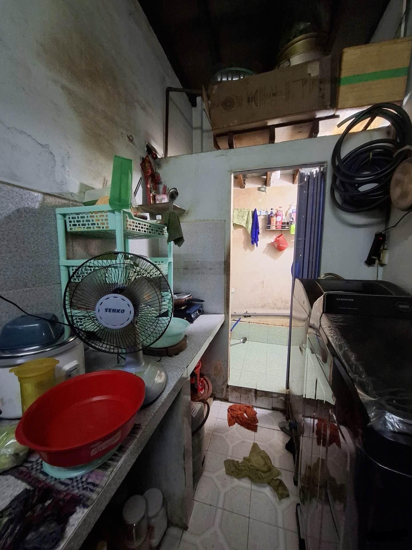 [quận 11] hoà bình - ngay gần đầm sen - giáp tân bình, quận 10- 32m2 vuông đẹp chỉ 4 tỷ