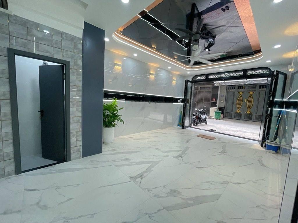 Nhà đẹp miễn chê chỉ với 3,1 tỷ sở hữu ngay 56m2 Q10 tại Sư Vạn Hạnh