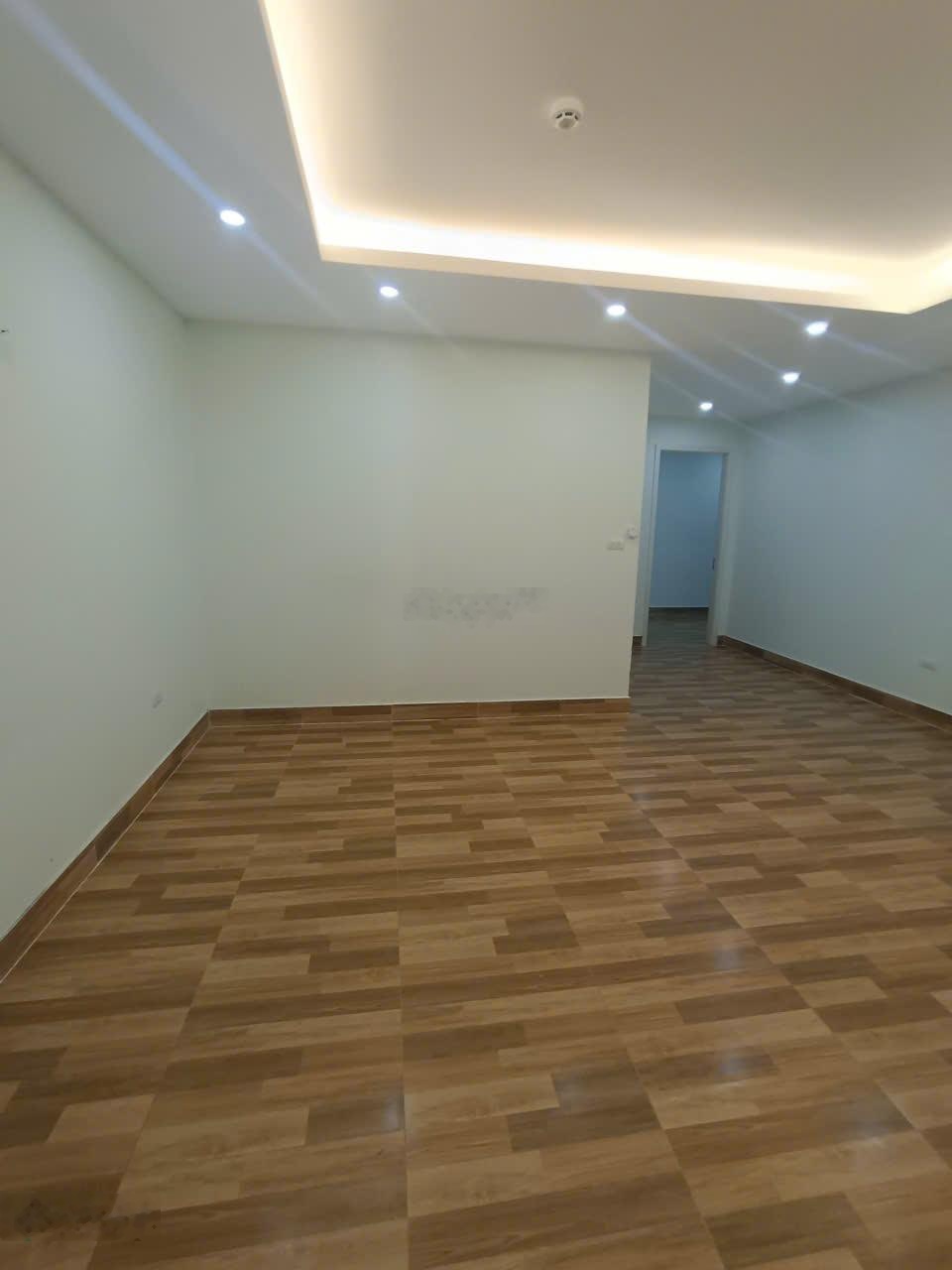 Cho thuê căn hộ 2 ngủ đồ cơ bản 77m2 chung cư Eurowindow river park Đông Anh 6.5 triệu: 0976879455