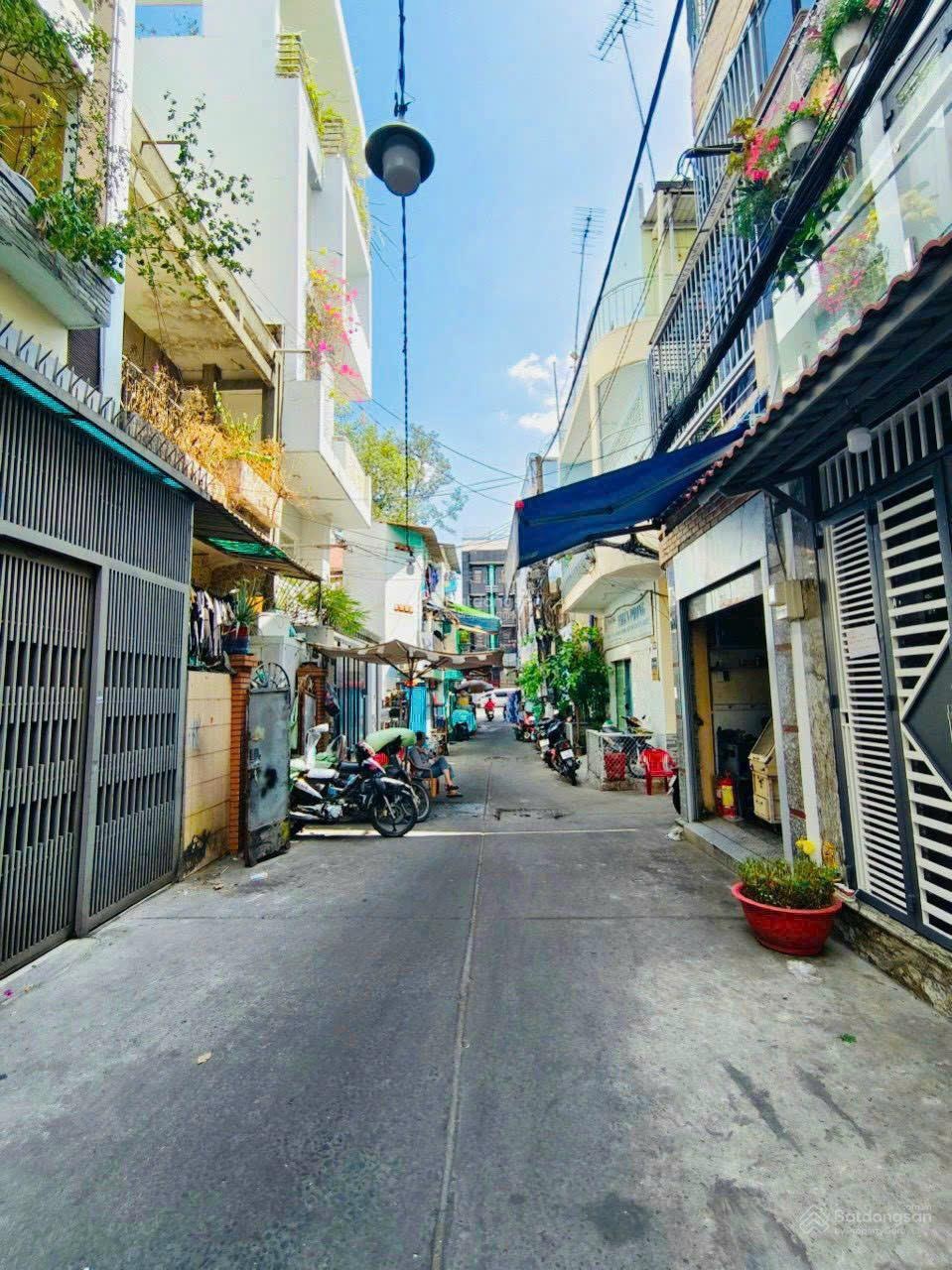 Bán nhà hẻm xe hơi an dương vương p4 quận 5 dt 3.7m x 10m 37m2 5 tầng giá 9.5 tỷ thương lượng