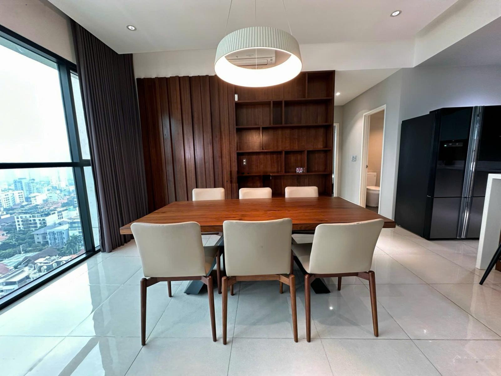 Căn hộ 2phòng ngủ 100m2, nội thất đầy đủ cao cấp, giá 40 triệu bp, tại The Ascent Thảo Điền