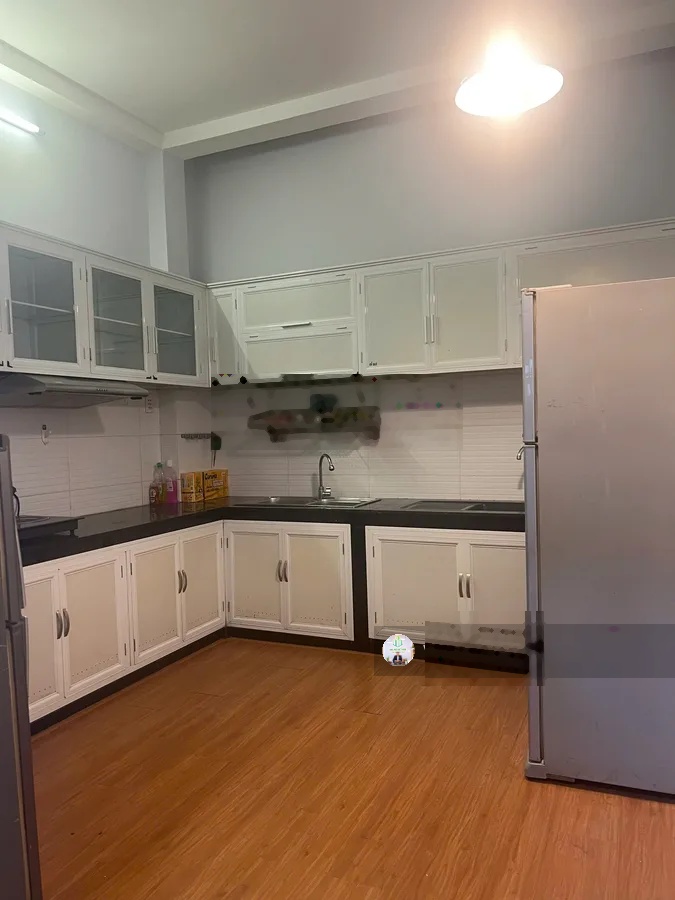 Bán nhanh nhà riêng 50m2 đào duy từ, q10 giá cực tốt đang cho thuê 200tr/năm