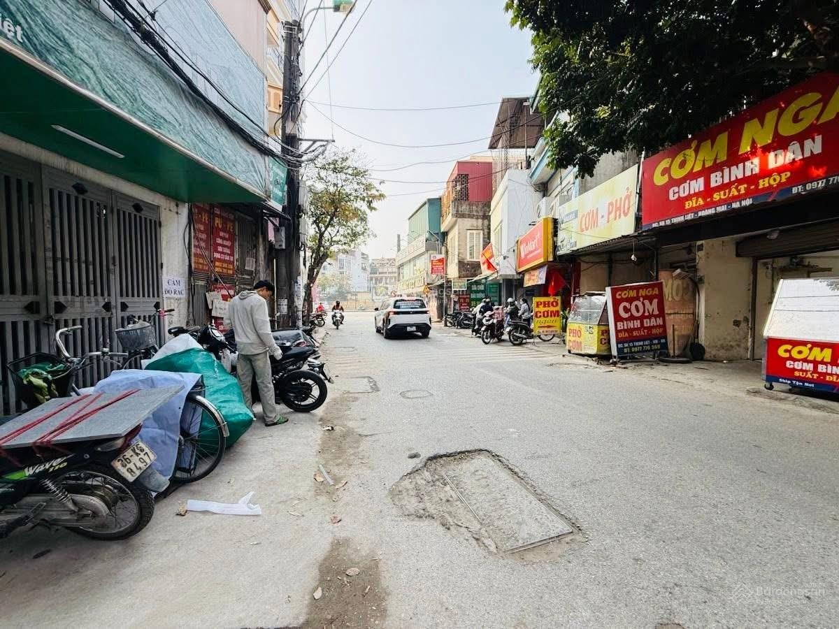 Gần phố Võ Thị Sáu nhà đẹp dân xây 2 thoáng 42m x5T giá nhỉnh 7 tỷ sổ CC có TL