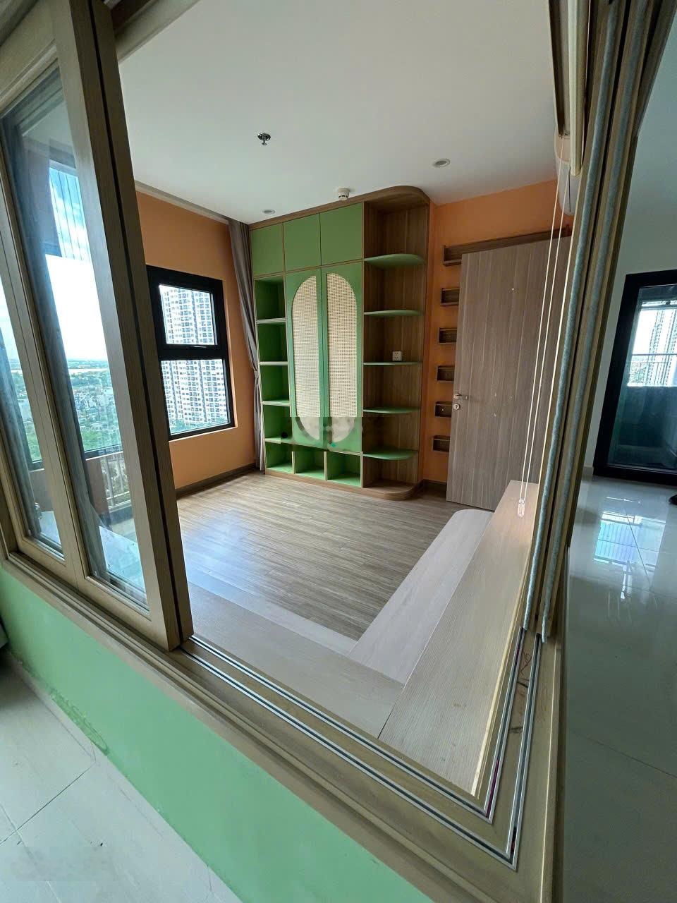 Chính chủ cần cho thuê vào ở ngay căn hộ 3 phòng ngủ, đầy đủ nội thất