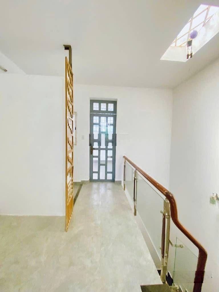 Bán gấp nhà mới xây full btct 55m2- 4 tầng- 4pn- hxh- đường an dương vương- phú định (p16 q.8)