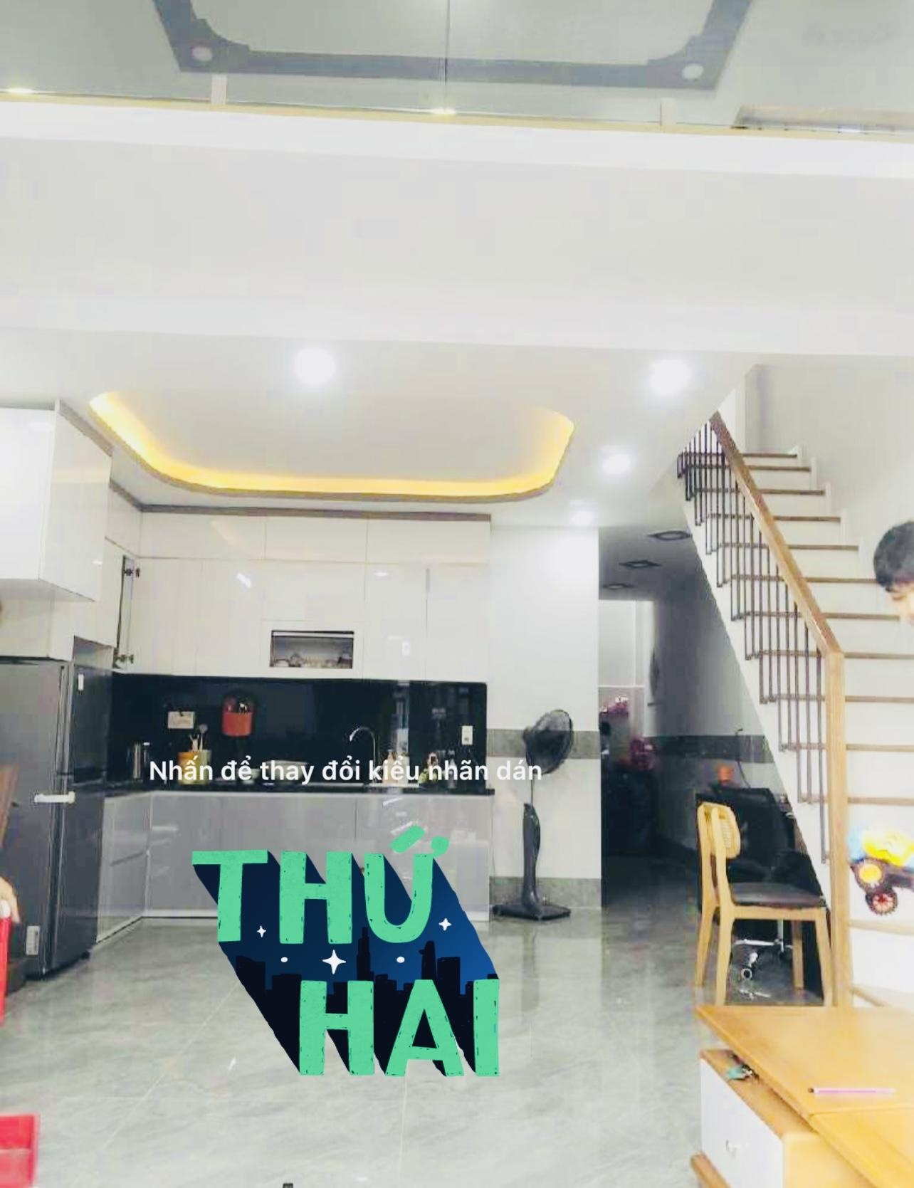 Nhà mới 3 phòng chỉ 3,1 tỷ gần phạm thị giây, sổ hồng riêng , ngang 5m , gần sân banh thới tứ .