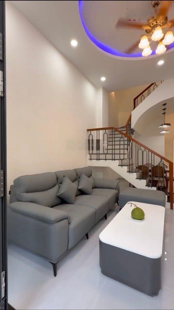 Bán nhà 3 tầng - lô góc - bình quới - 3pn - dt 52m2 (4,2x13) - p28 - chỉ nhỉnh 5 tỷ