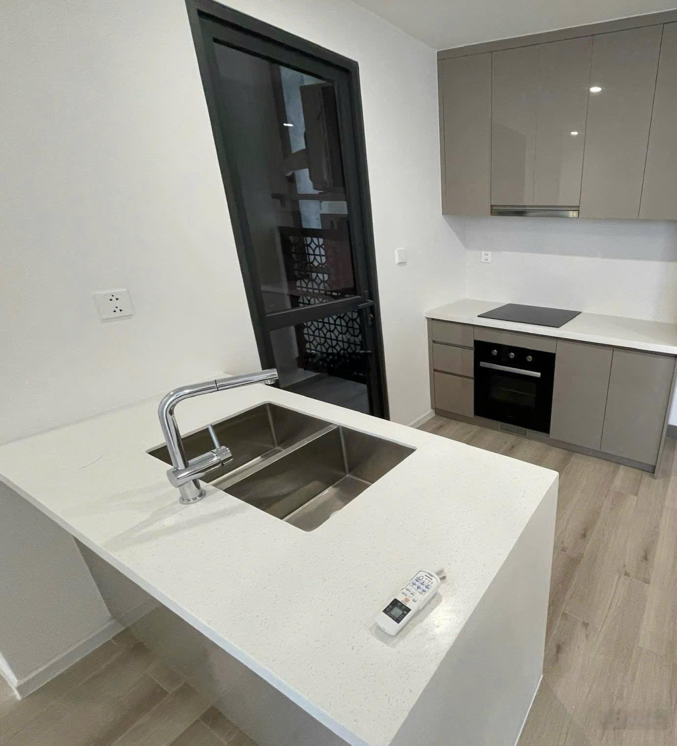 Cho thuê 2PN 74m2 tháp D Masteri Centre Point, Vinhomes Grand Park, Quận 9