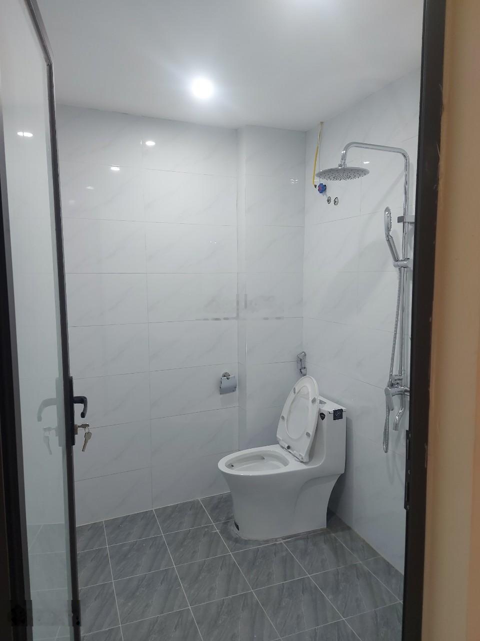 Bán nhà Đại Thanh Huỳnh Cung Tam Hiệp cạnh đấu giá Huỳnh Cung oto đỗ cửa 40m2 x 5T LH 0985636824