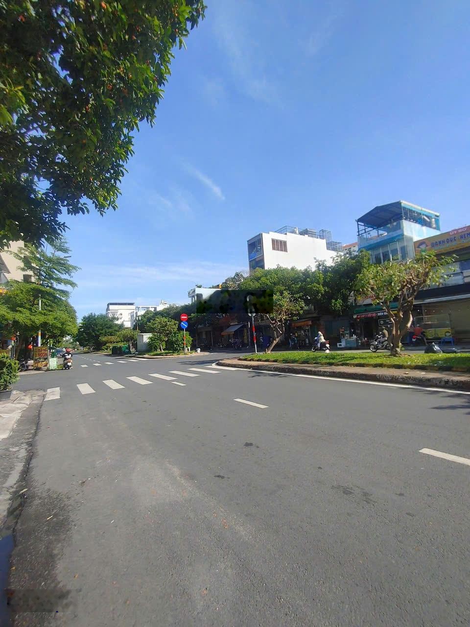 Hàng hiếm mảnh 2 MT gần chợ Đại Phước, đường Lý Thái Tổ, sổ riêng, 127m2, thổ cư 100%, 2 tỷ 100 tr