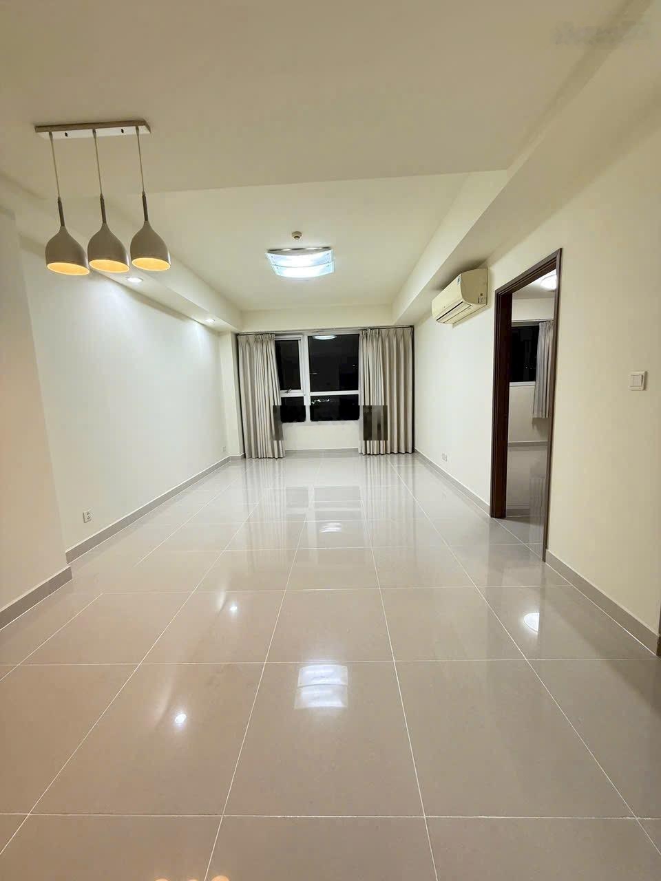 Cho thuê căn hộ đẹp lung linh với đầy đủ tiện nghi The Eastern 3PN 2WC - Đường Liên Phường, Quận 9