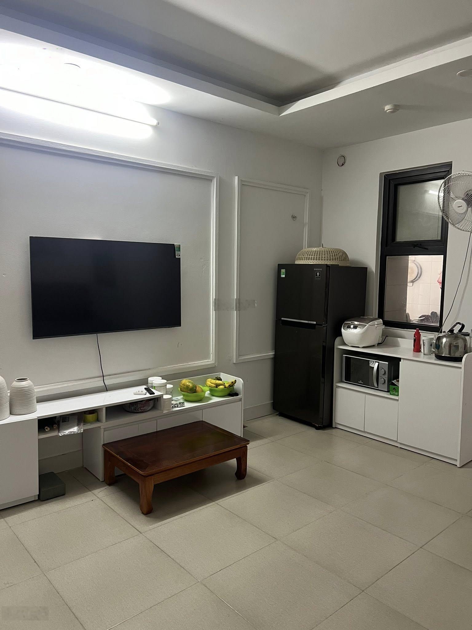Bán căn hộ Ruby CT3 Phúc Lợi, S: 48,8m2, 2 ngủ 2wc, nội thất cơ bản. Giá: 3,1 tỷ