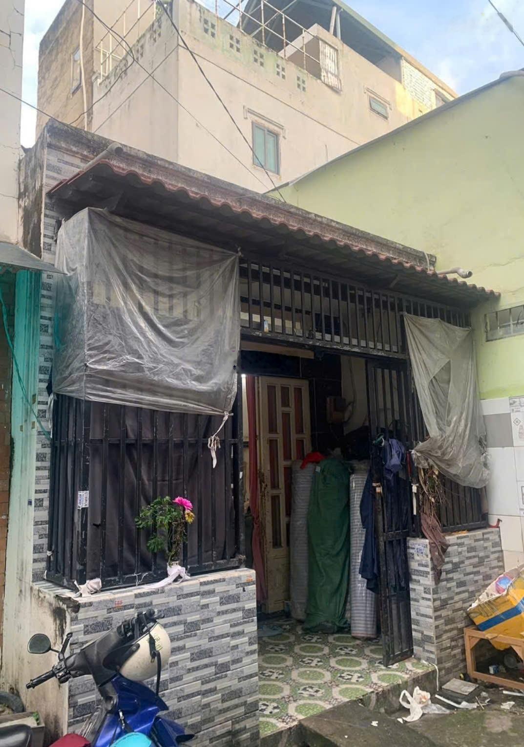 Chỉ với 95tr/m2 - DT: 4x17m Sở hữu căn nhà Cấp 4 Hẻm xe hơi đường Gò Dầu- Độc Lập