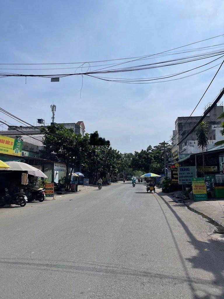 Bán nhà cấp 4 có 5p trọ DT 5x20m, sát Tên Lửa