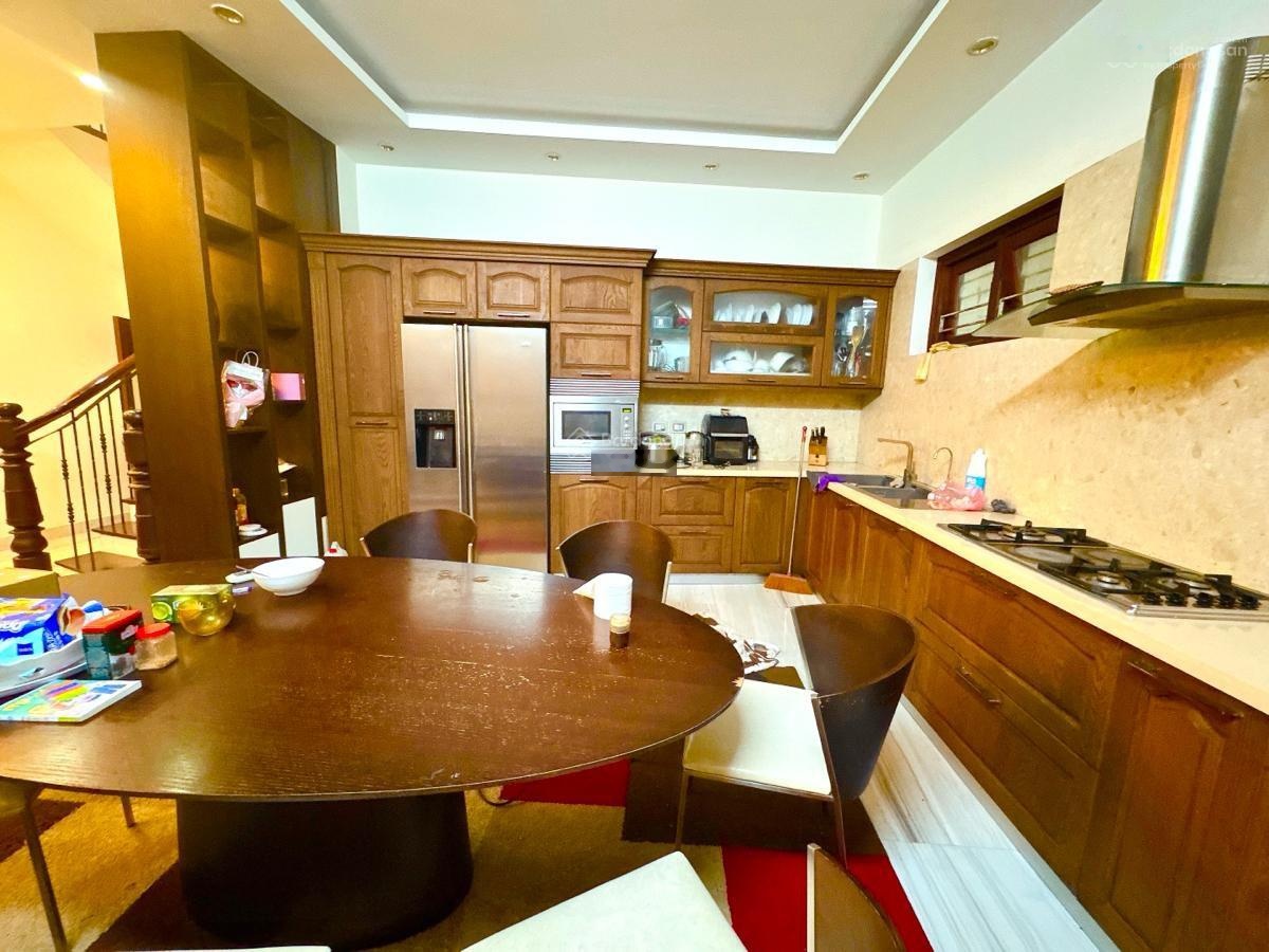 Nhà đẹp Giáp Nhất, sát mặt phố, tặng nội thất, 2 thoáng, ngõ 3m thông, 52m2, 5 tầng, full nội thất