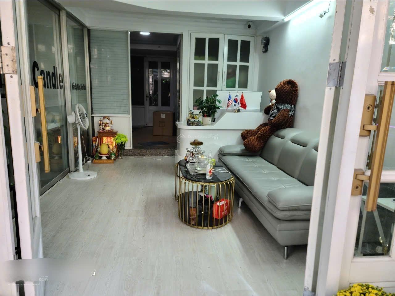 Cho thuê một nửa tầng trệt giá rẻ tại Hưng Gia 1 chỉ 5 tr/tháng 0901142004 Hòa Đất Vàng