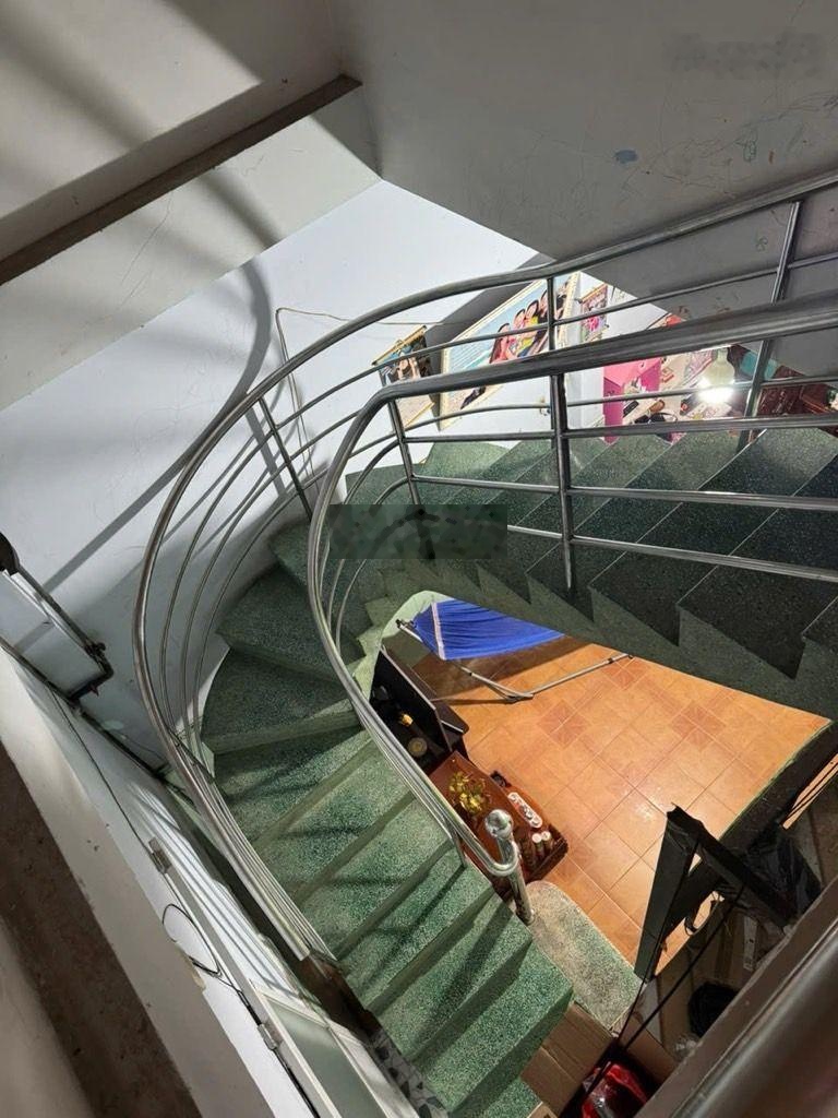 Khu phân lô bàn cờ Phan Văn Hớn, ngay cụm chung cư 8X & Plaza, sát chợ Lạc Quang, 4*35m, 9tỷ