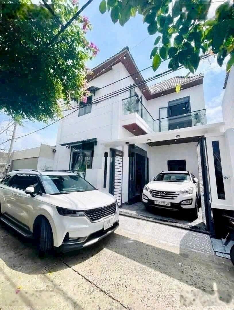 Bán nhà DT 9x10m - 1 lầu,3p - Hẻm ô tô Đường Nguyễn Thị Sáu Hóc Môn. Giá : 6,2 tỷ