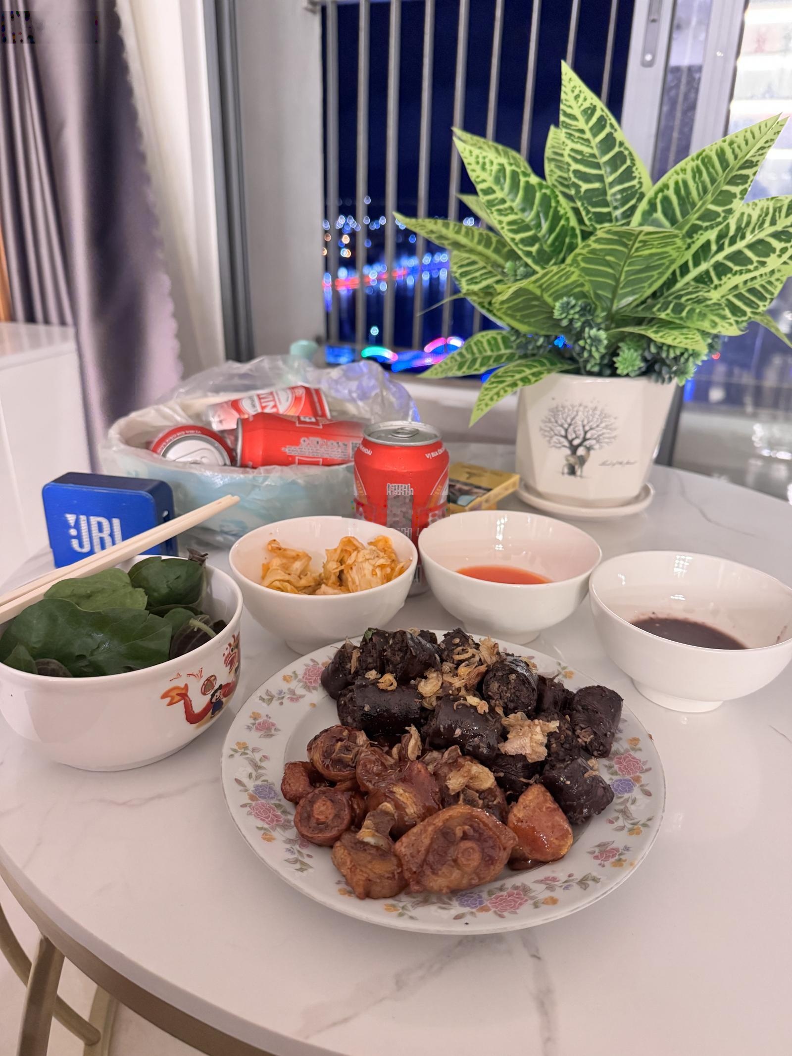 Nhà chính chủ 64m2 , sổ hợp pháp, nhà mua để ở nhưng gia chủ chưa ở và đi nước ngoài nên bán lại