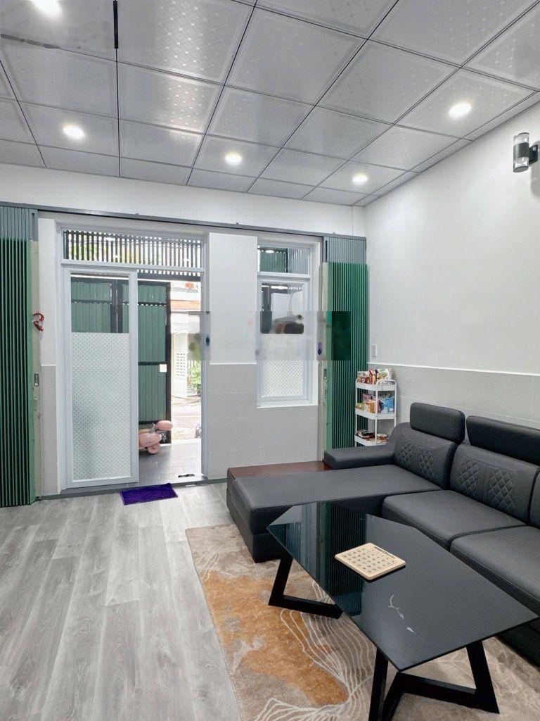 Tân Phú - Thoại Ngọc Hầu - 111m2 - Đường nhựa 8m có lề - 5 phòng ngủ - xe tải tránh - giá 9,9 tỷ