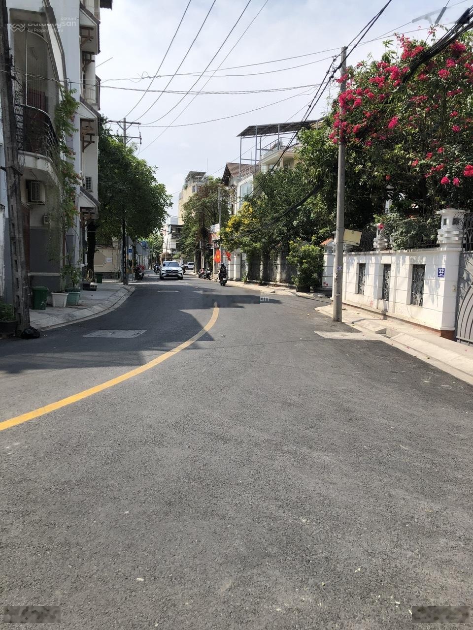 Rẻ nhất thị trường bán nhà Gấp, P. An Phú, Quận.2. DT: 5x21m, 1 trệt, 3 Lầu, ST. Giá: 23 tỷ