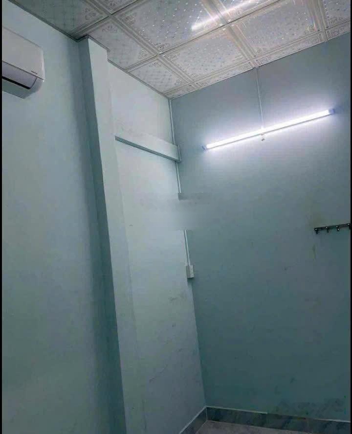 Cho thuê nhà hẻm 1.5m (XM) Đường Trần Quý , P.7, Q.11, giá 8.5tr