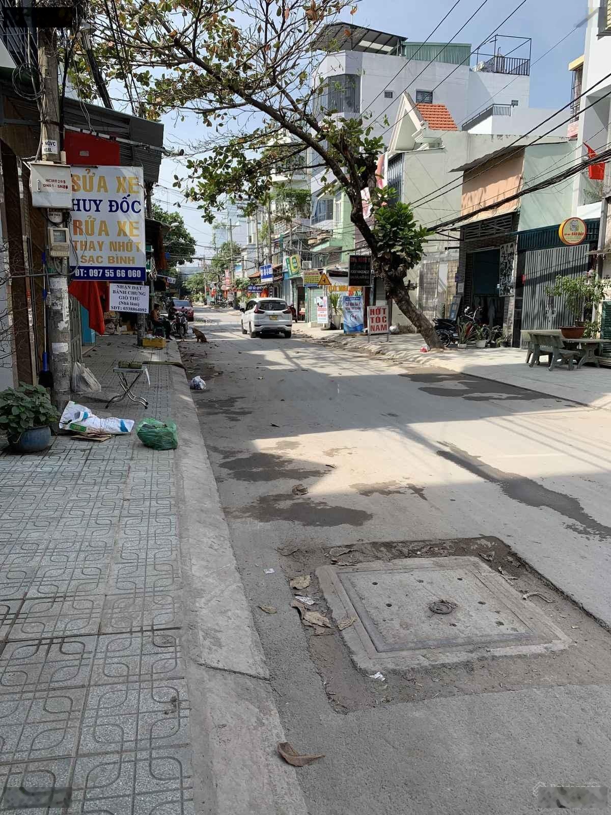 Bán gấp MT NGUYỄN VĂN CÔNG P3 GV.DT:4x19m.Gía:13.3 tỷ tl.dtcn:70m.lh 0855*400*684 HƯƠNG