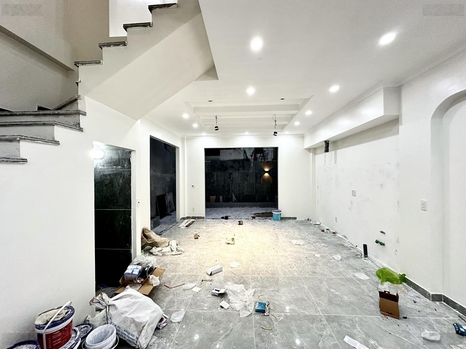 Nhà đẹp diện tích rộng Trần Nguyên Hãn - 100m2 x 4 tầng xây mới