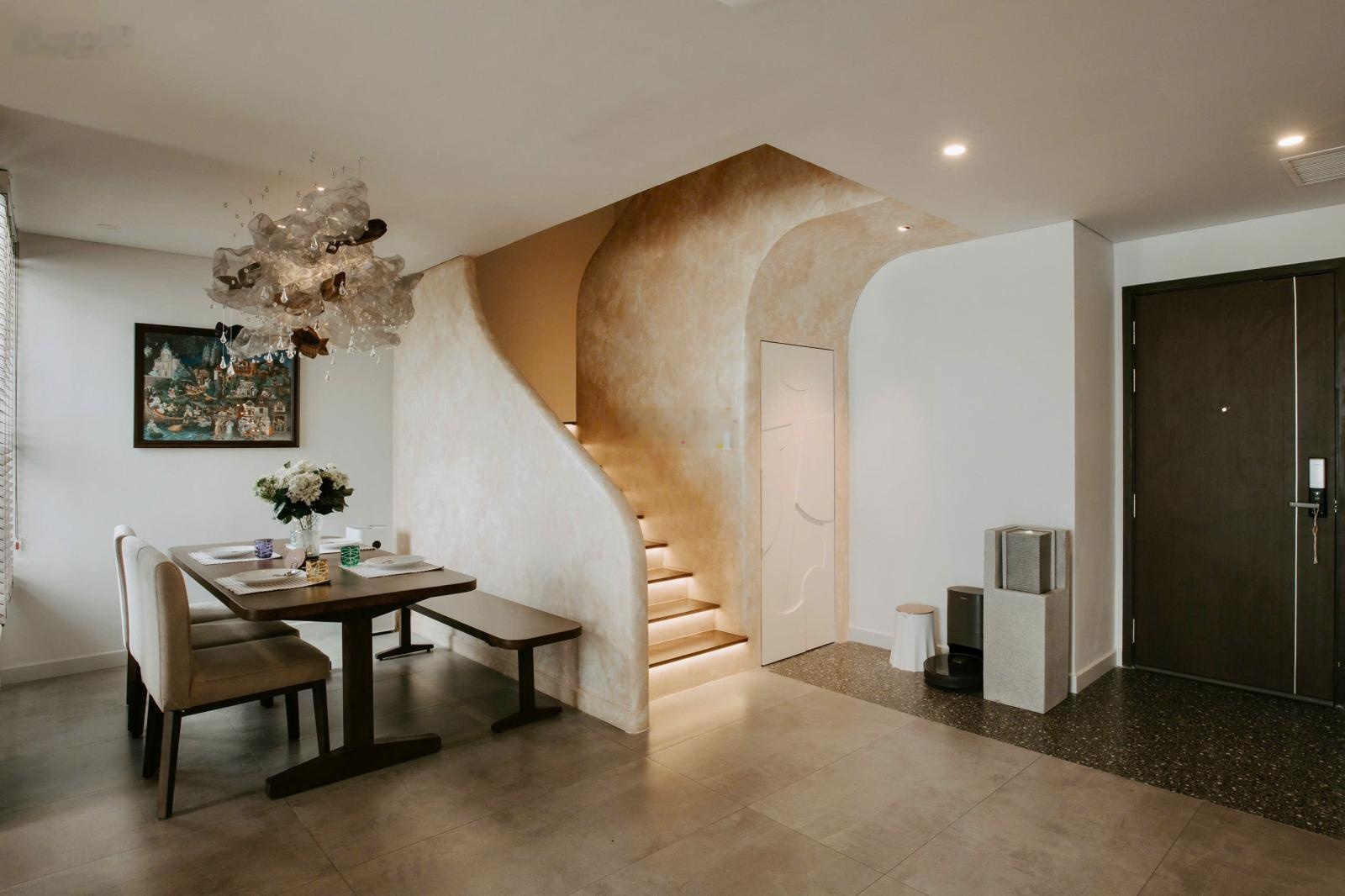 Chính chủ gửi cho thuê c/c hùng vương palace 128 hồng bàng q5 - 130m2 3 phòng nhà mới lh 0931918399