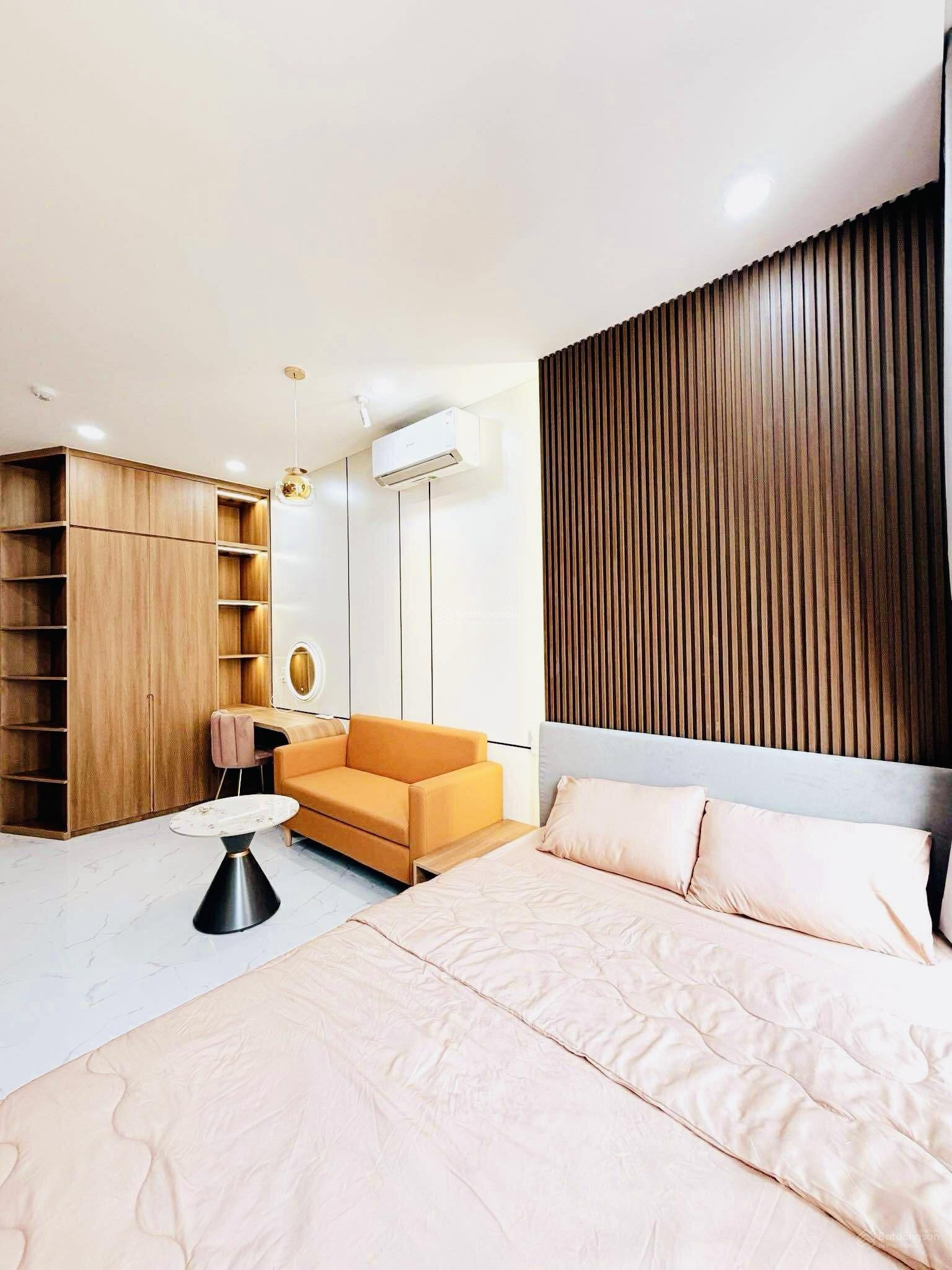 CHDV 8 PN Full Nội Thất - 410 CMT8 Quận 3 - 70M2 5 Tầng - HĐT 65 Triệu - 19 Tỷ 5