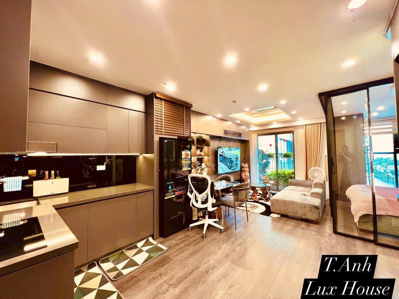 Chính chủ cần chuyển đổi nên bán nhanh căn 1ngu full nội thất đẹp - có sẵn hđ thuê 15tr