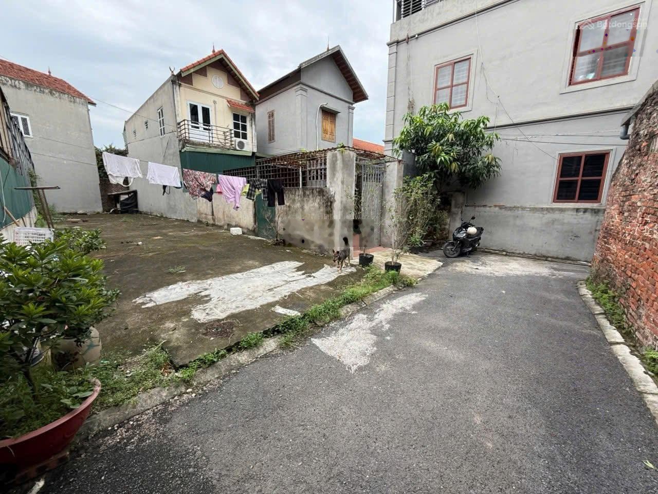 Bán gấp mảnh đất vuông vực giá lại rẻ, oto con vào diện tích 115m giá chỉ 7,6tỷ. Liên hệ 0357512222